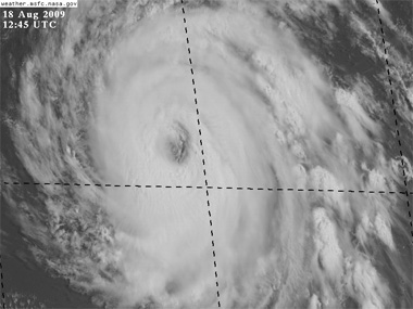 El huracán BILL amenaza al Caribe