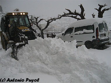 Enorme nevada en Alcoletja (Alcoi, Alicante), 14.12.09.