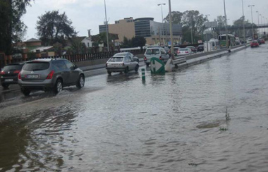 Las intensas lluvias se cobran una víctima en Rota (Cádiz)