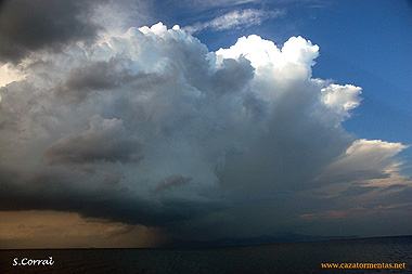 Cazando tormentas en l’Escala, Alt Empordà-Girona, 7 de septiembre