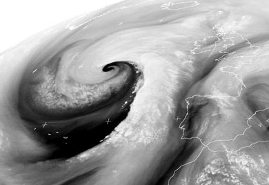 Paula: una espiral perfecta y enorme en el Atlántico
