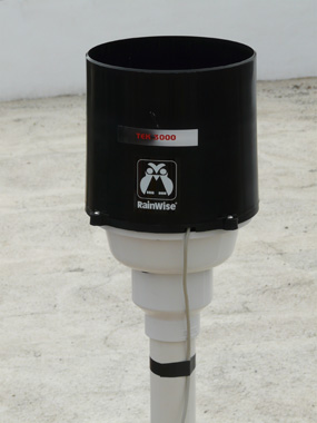 Pluviómetro electrónico Rain Wise con datalooger