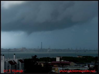 Nueva manga marina en Cádiz, ahora desde San Fernando