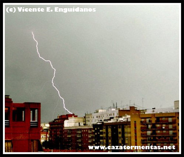 El otoño nos avisa de que está cerca, episodio de tormentas a la vista