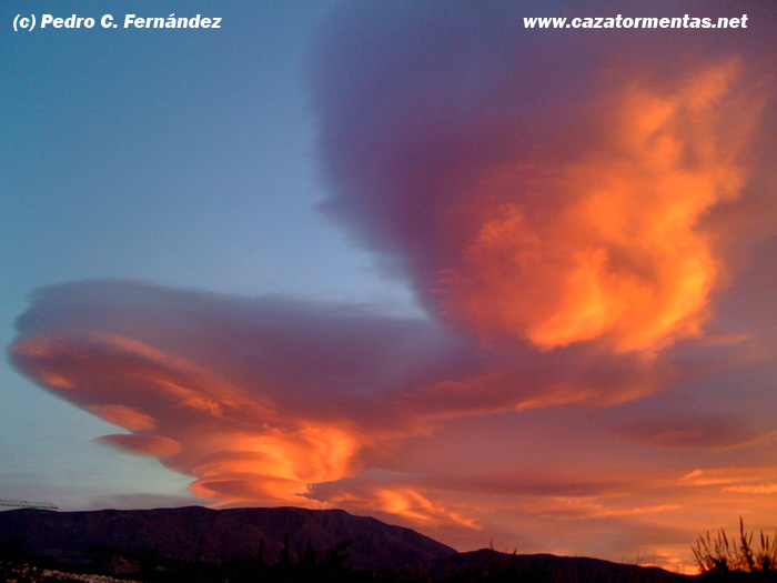 Amanecer extraordinario observado desde varios puntos de la provincia de Granada