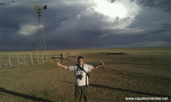 Cazatormentas español cazando tornados en Estados Unidos