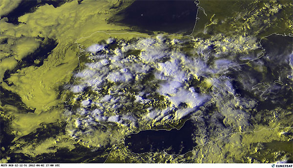 Las tormentas se generalizan por todo el interior de la Península Ibérica