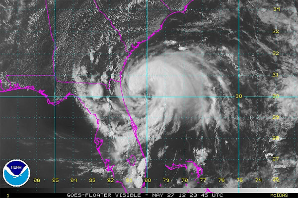 Tormenta tropical BERYL hará impacto en Florida esta noche
