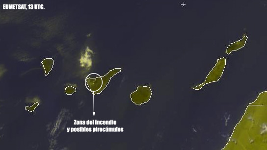 Grave incendio en el suroeste de la Isla de Tenerife, Canarias