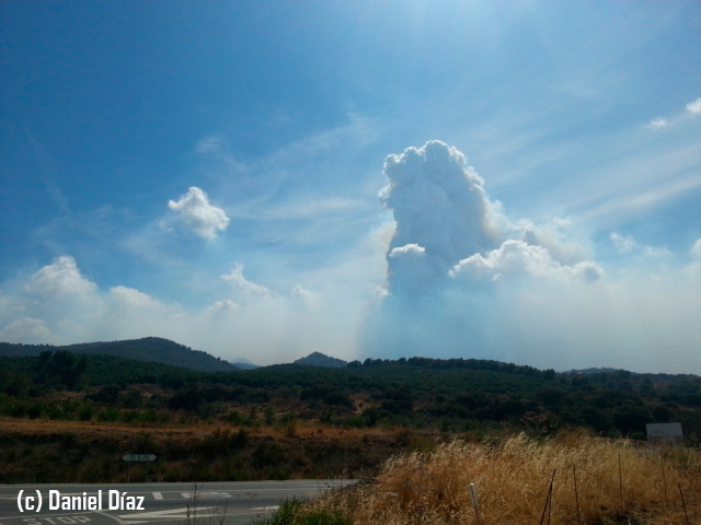 Una nube horrible: pirocúmulo del incendio de Málaga