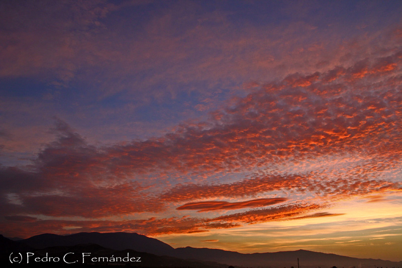 Amanecer de otro planeta en Salobreña, Costa Granada, octubre 2012