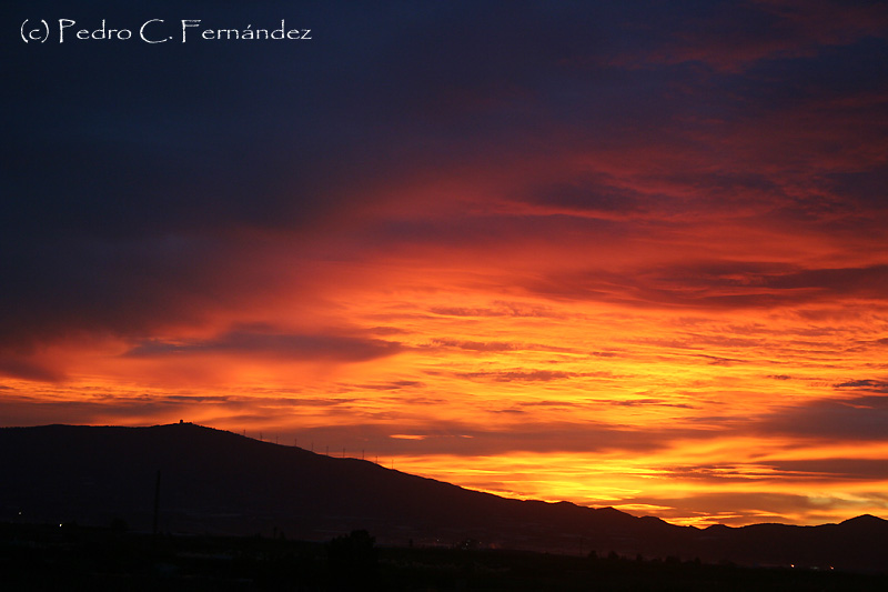 Otro gran amanecer encendido desde Salobreña, Costa Granadina