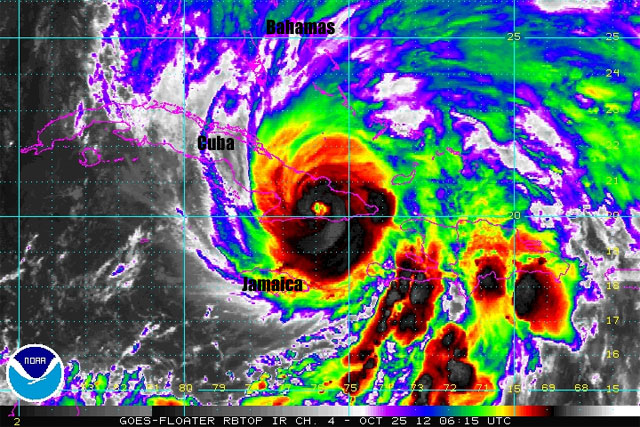 El huracán SANDY impacta en el extremo sureste de Cuba