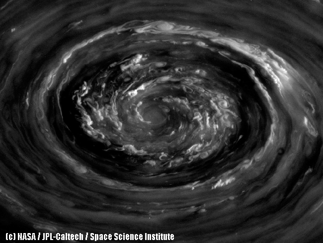 Una supertormenta es captada por la Sonda Cassini en Saturno