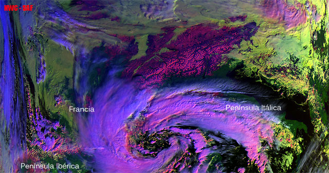 Ciclon mediterraneo y polvo sahariano en una misma imagen