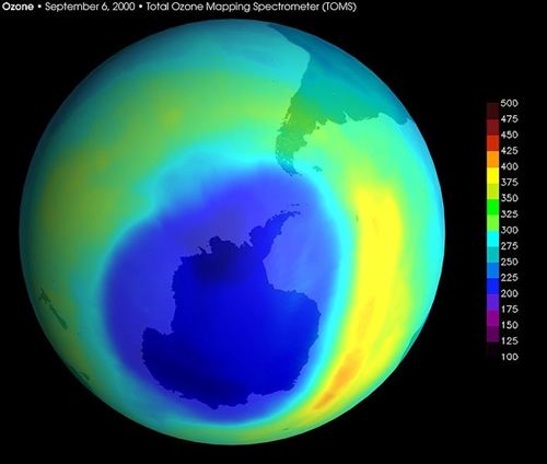 Sobre el agujero de la capa de ozono antártico y su influencia en el clima del Planeta