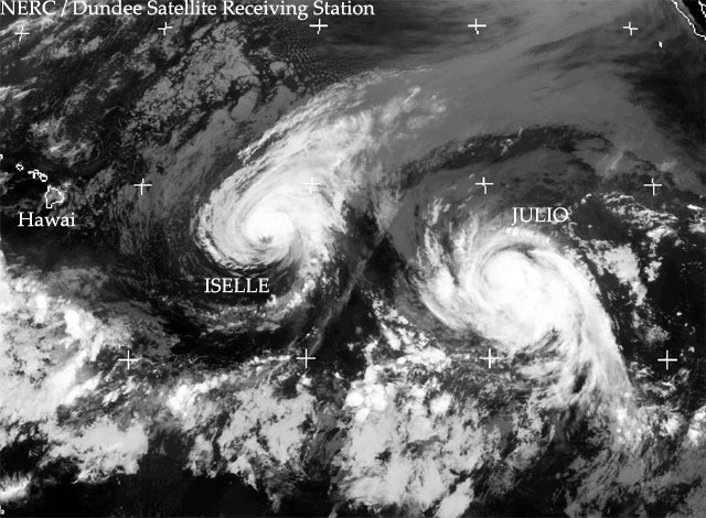 Islas Hawai esperan llegada dos tormentas tropicales, Iselle y Julio