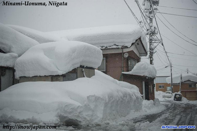 Primer temporal intenso de frio y nieve en Japon, invierno 2014 – 15